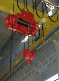 Talha Elétrica de Cabo de Aço - Modelo  "N" - 5,0t / 6 metros - Trole Elétrico - 4 Movimentos